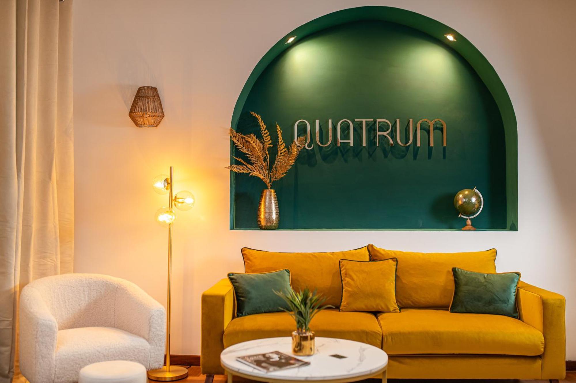 Quatrum Apartment نابولي المظهر الخارجي الصورة